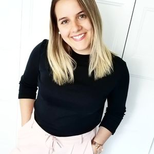 Meet your Posher, Roseline